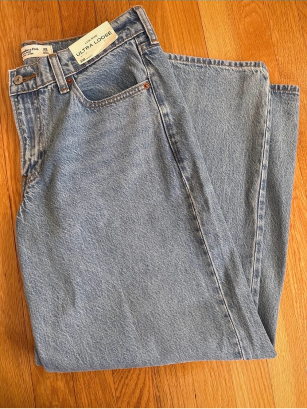 Abercrombie & Fitch Ultra Loose Jean